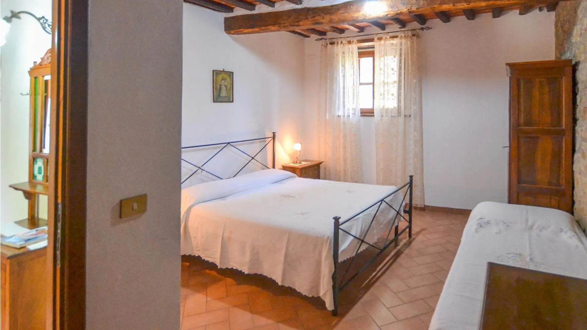 Gorgeous Apartment In Cortona With Kitchen